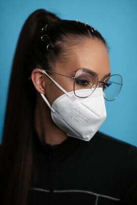 Jada 7-rétegű FFP3 CE 0370 szelep nélküli fülpántos fehér maszk - 20 db - fehér