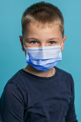 Submed 3-rétegű, egyszer használatos sebészeti arcmaszk - 3-rétegű arcmaszk - 10 db - Kék - Gyermek