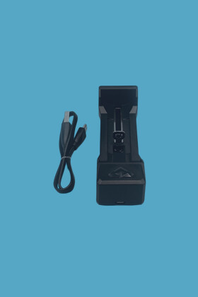 Akkumulátor töltő 18650-es Li-ion akkumulátorhoz - Akkumulátor töltő - 1 db
