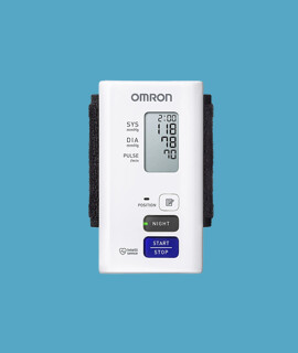 Omron vérnyomásmérő készülék - Vérnyomásmérő - 1 db - NightView csuklós